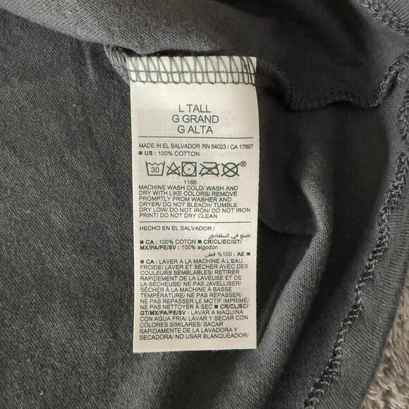 Old Navy Barbie Shirt Womens Large Black Spellout Malibu Graphic Crew Neck Logo - Picture 4 of 4